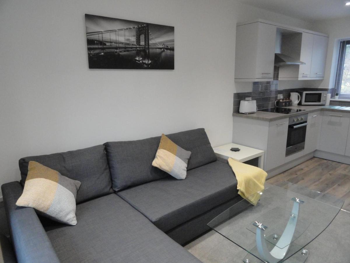 2 Bedroom Apartments In Filton By Cliftonvalley Apartments Bristol Eksteriør billede